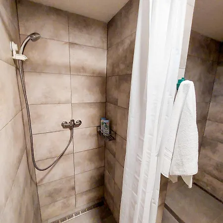 民宿 R2 Letna Rooftop Retreat Prague