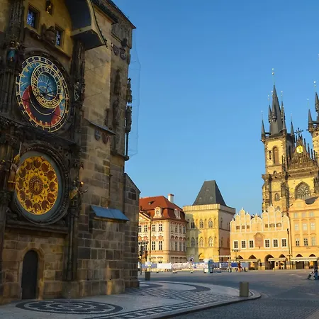 R2 Letná Rooftop Retreat Quarto em Acomodações Particulares Praga