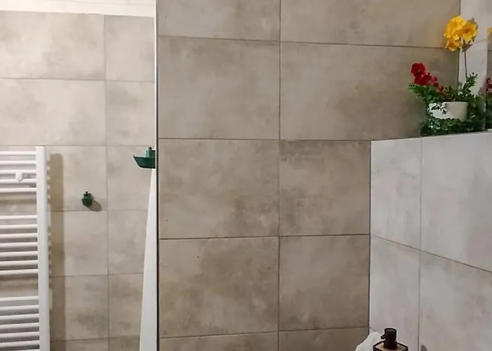 R2 Letna Rooftop Retreat منزل للإقامة *